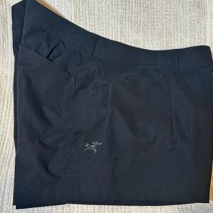 Arc'teryx Women Black Shorts size 12